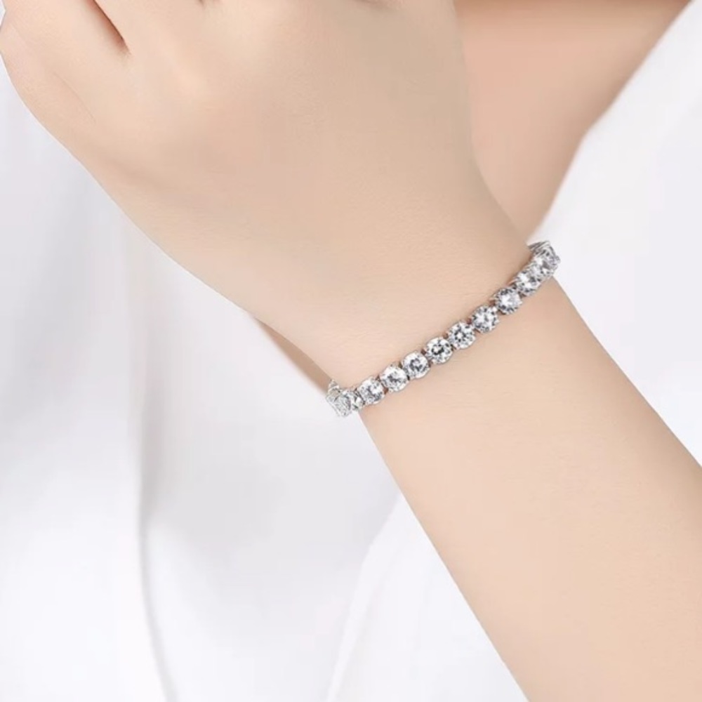 Platinum Plated Simulated Diamond Tennis Bracelet, 6.5 in, Round Cut NWT - Picture 6 of 6